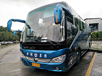 50座大巴